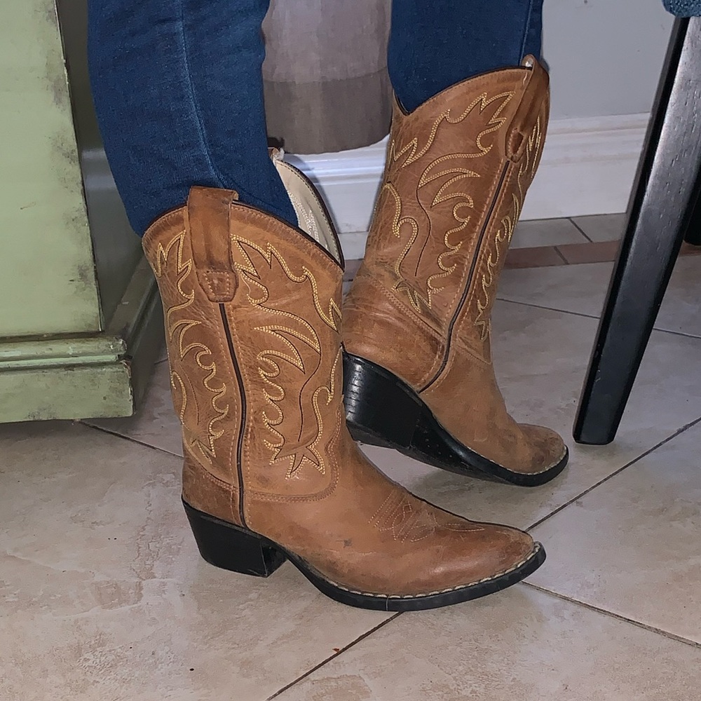 cowgirl boots
